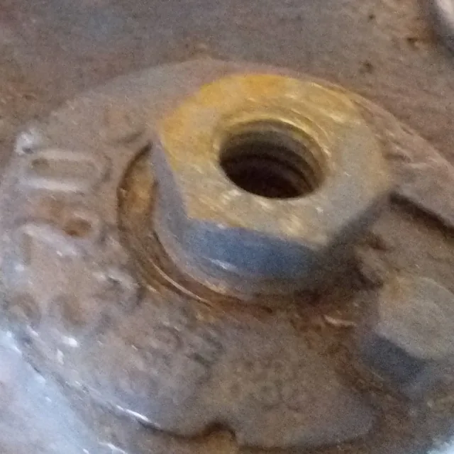 La de las garrafas de 15 kg de Paraguay (NBR 8473), con rosca a izquierdas