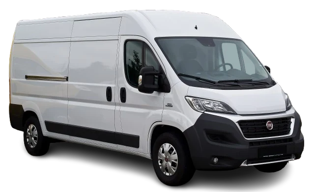 Furgoneta Fiat Ducato blanca de techo alto, base popular para camperizar y vivir viajes overland