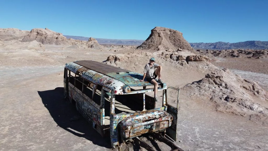 El Bus Mágico en el desierto de Atacama