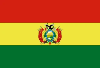 Bandera de Bolivia con el escudo nacional, un país esencial para rutas overland por los Andes sudamericanos