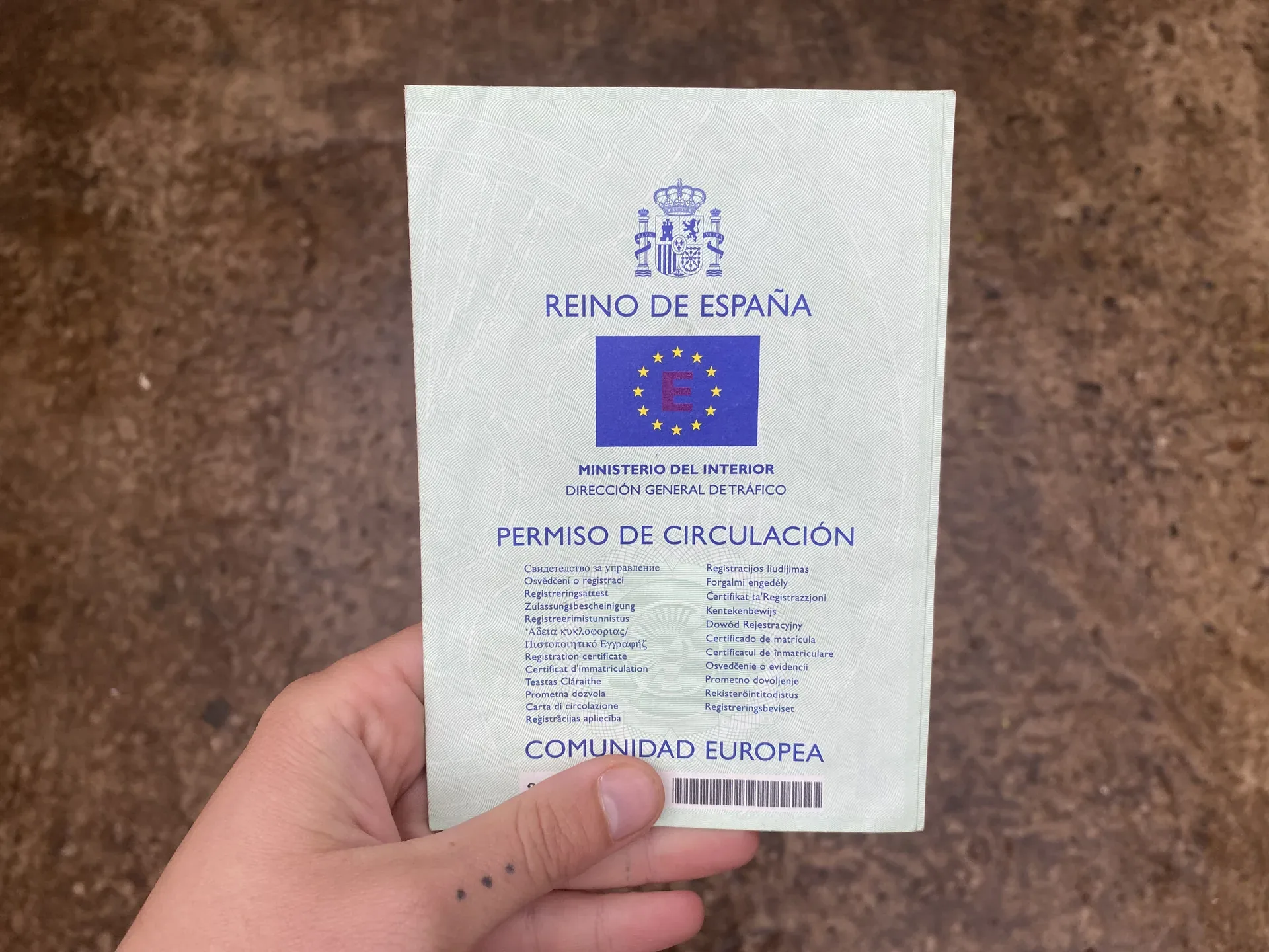 Permiso de circulación de un vehículo camper español